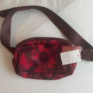 Lululemon New Years belt bag